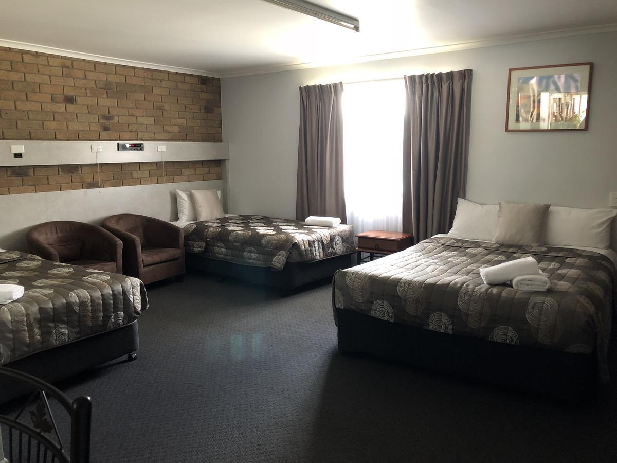 True Blue Motor Inn Rockhampton Esterno foto