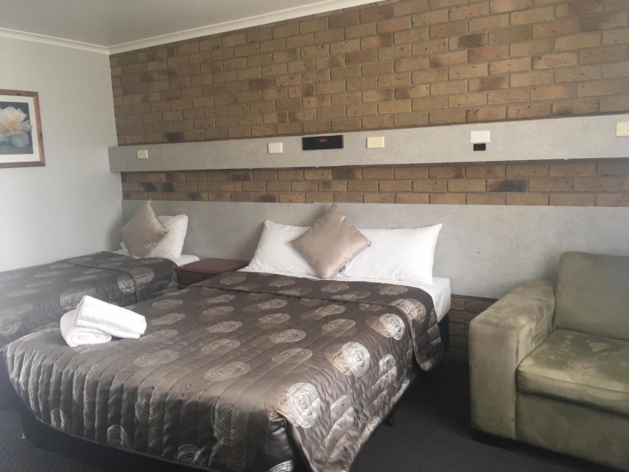 True Blue Motor Inn Rockhampton Esterno foto