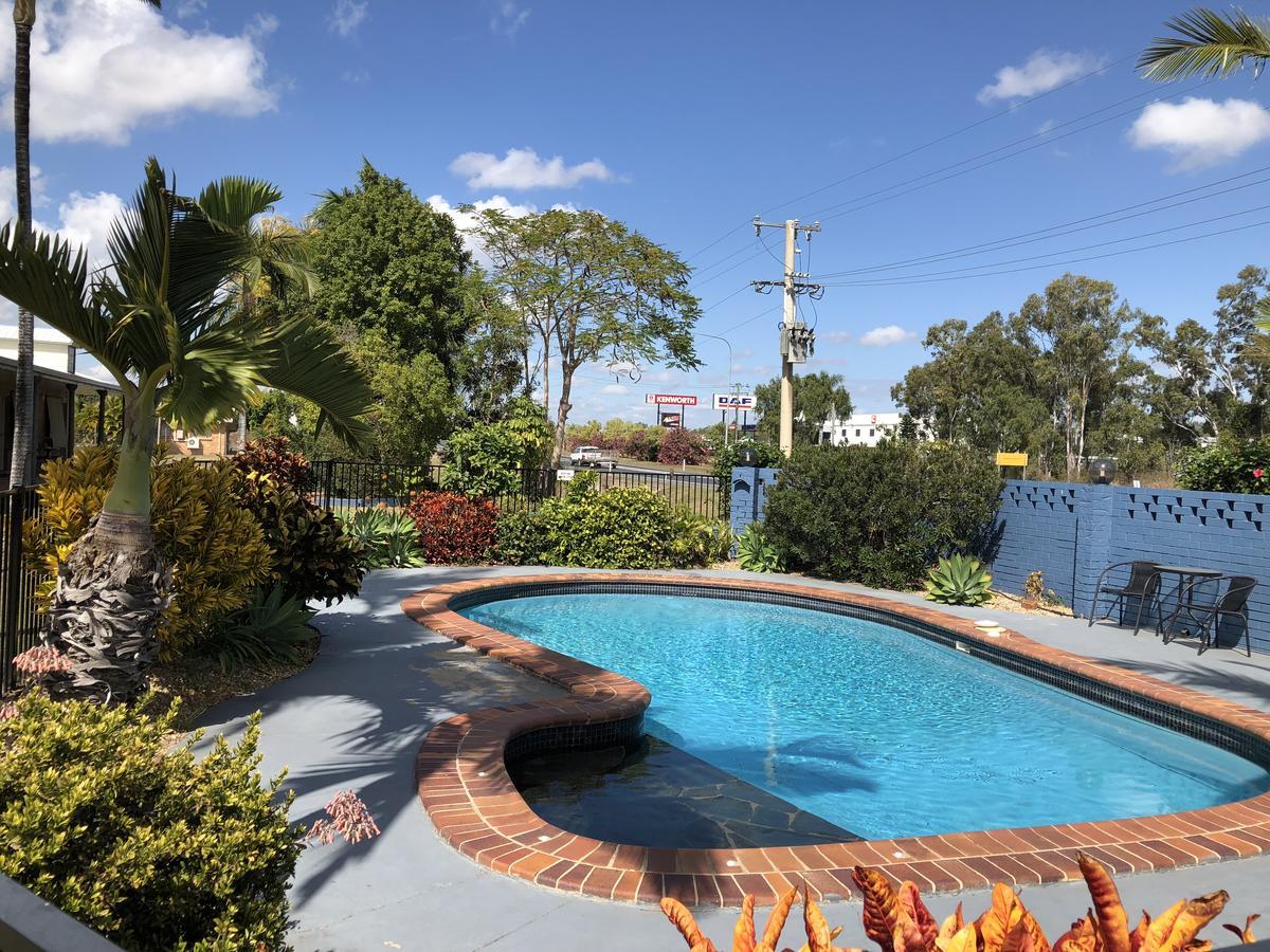 True Blue Motor Inn Rockhampton Esterno foto