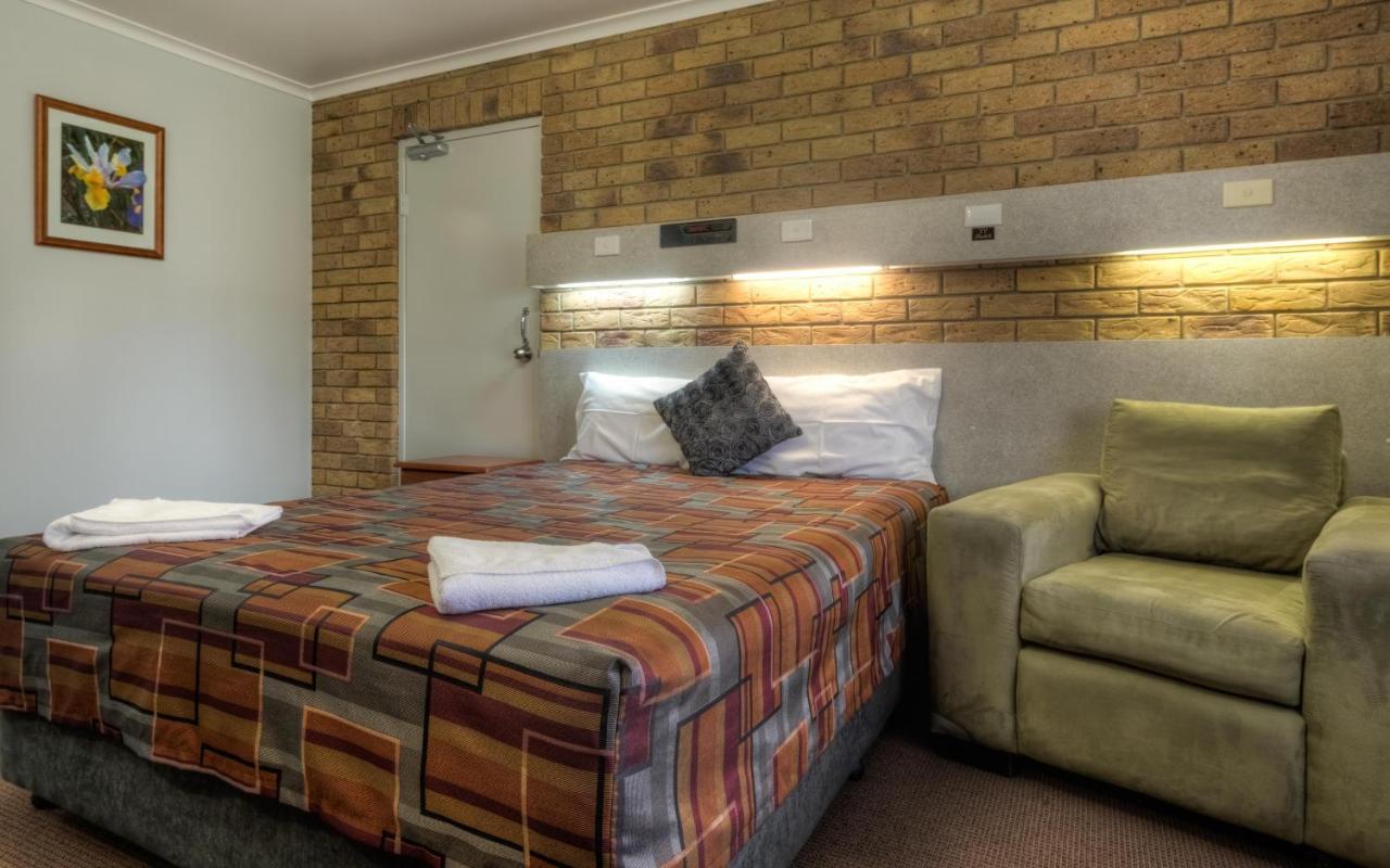 True Blue Motor Inn Rockhampton Esterno foto