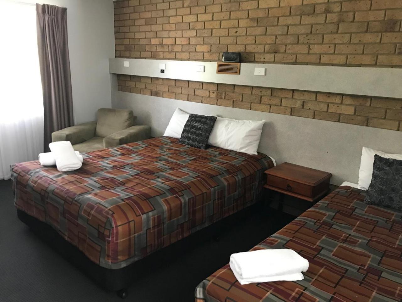 True Blue Motor Inn Rockhampton Esterno foto
