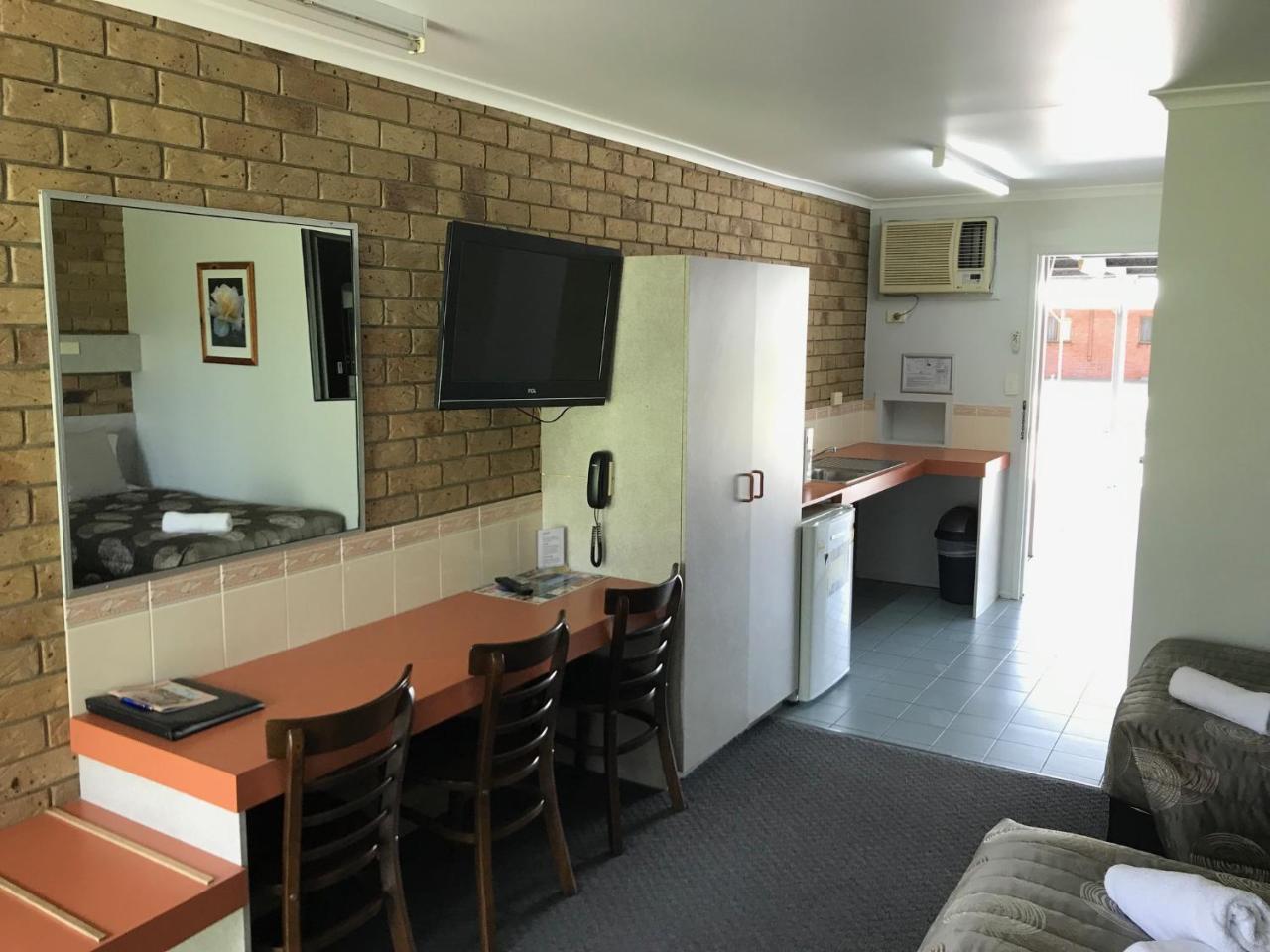 True Blue Motor Inn Rockhampton Esterno foto